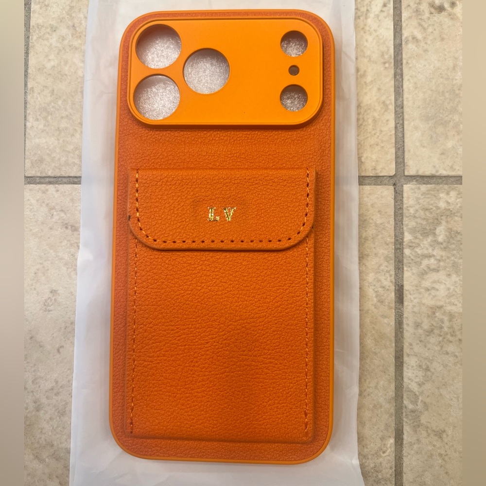 iPhone 17 PRO MAX Case NWT Luxury Orange Phone Case with Card Holder never used